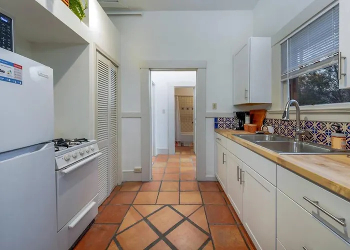 3 Blocks From U Of A - Near 4th Ave - 1 Bedroom 1 Ba Ferienhaus