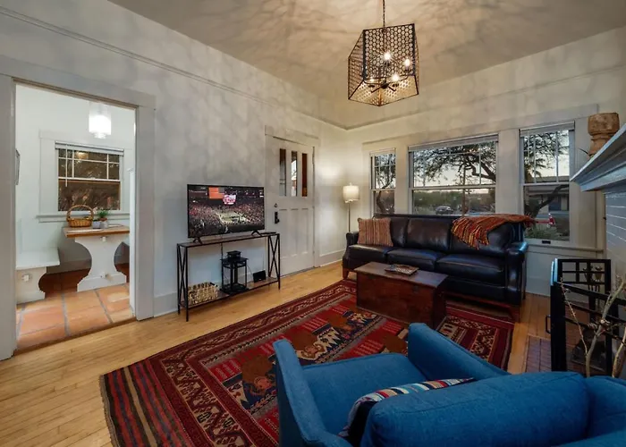 Ferienhaus 3 Blocks From U Of A - Near 4th Ave - 1 Bedroom 1 Ba *