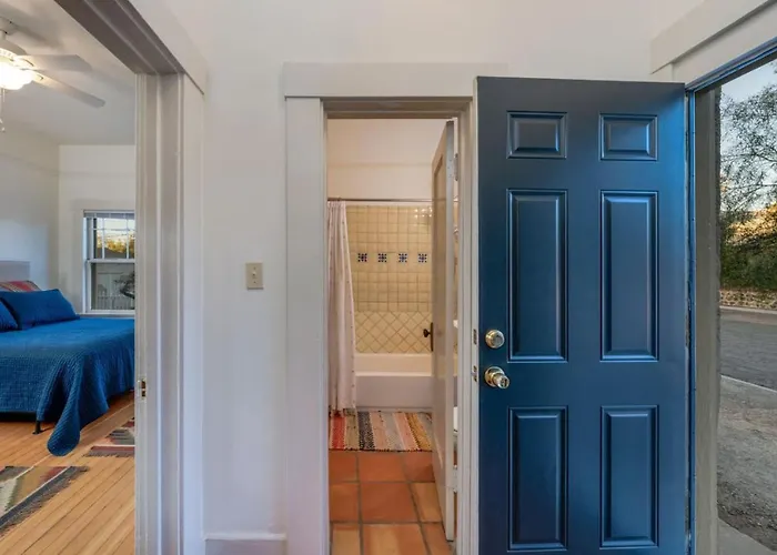 3 Blocks From U Of A - Near 4th Ave - 1 Bedroom 1 Ba Ferienhaus