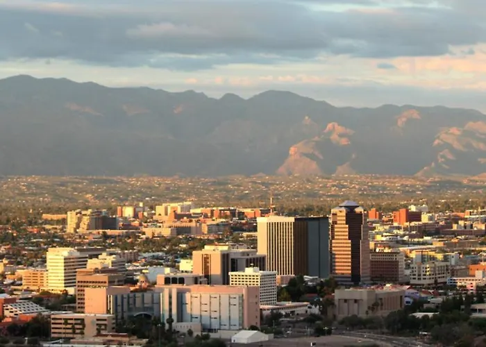 3 Blocks From U Of A - Near 4th Ave - 1 Bedroom 1 Ba * Tucson